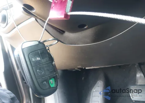 2019 Jeep Renegade Altitude Fwd из США, поврежденный, VIN ZACNJABBXKPJ76703